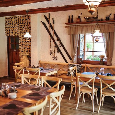 Pension & Restaurant Krakonos Harrachov Extérieur photo